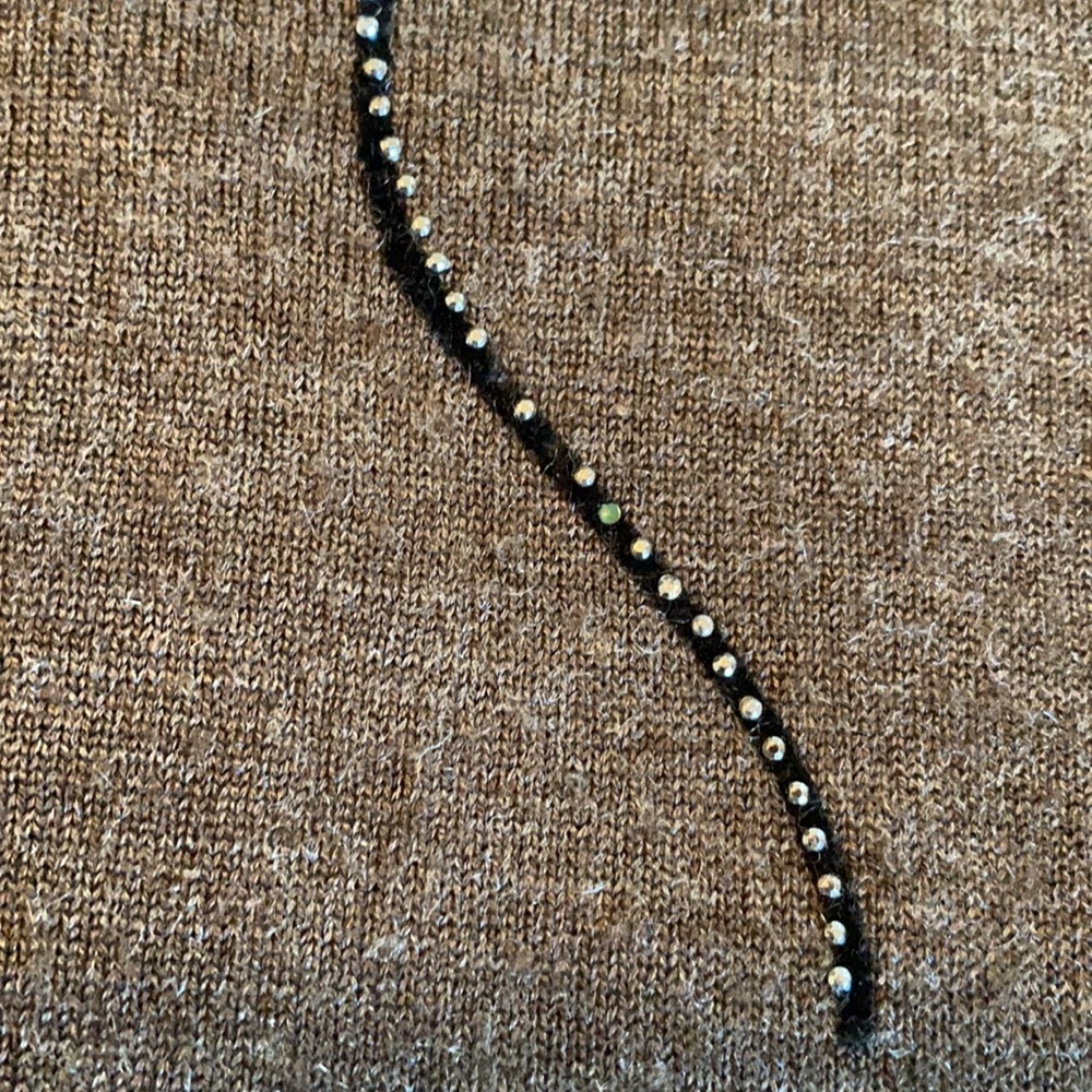 Woman’s brown Blouse Cats and bow size Large - Picture 6 of 10